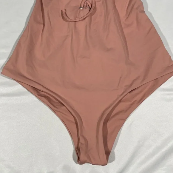 NWT TAVIK [ Medium ] Monahan Lace Up One Piece Swimsuit in‎ Rose Dawn